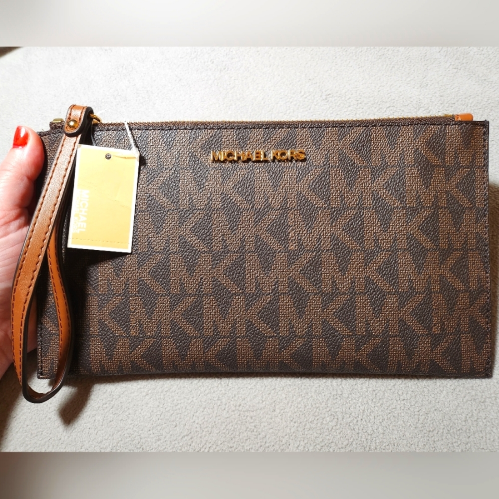 NWT! Michael Kors Jet Set LARGE Zip Clutch Wristlet Wallet Brown Monogram